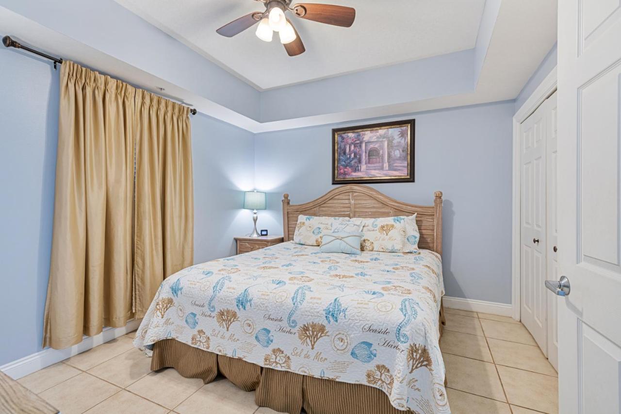 Calypso Beachfront Apartment *